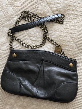 HOBO Black Leather Shoulder Bag with Antique Gold Chain Strap Boho Normcore